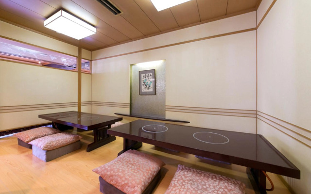 Plaza Hotel Toyota