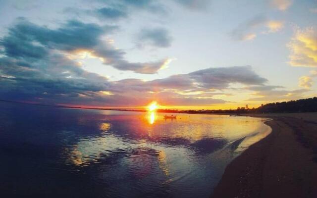 Private Beach Front Maisonette 3 Bedroom Mikiverna