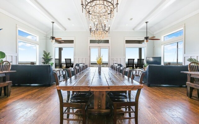 Sandy Orchid Lodge by RedAwning