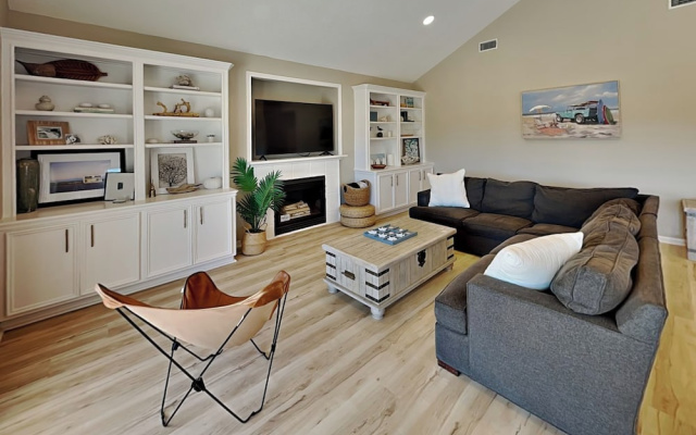 Papa's Paradise by Ryson Vacation Rentals