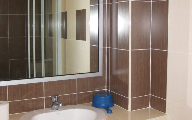 Iris House Resort & Apartment