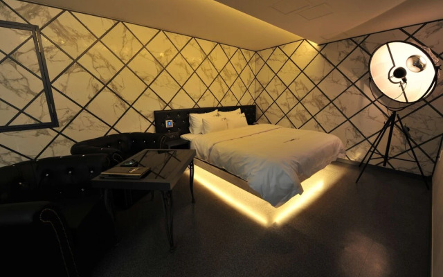 YTT Motel