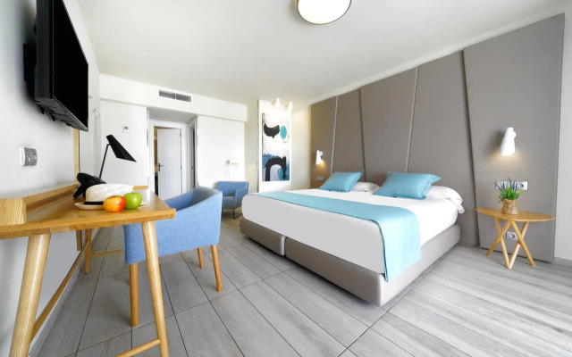 Aqua Suites