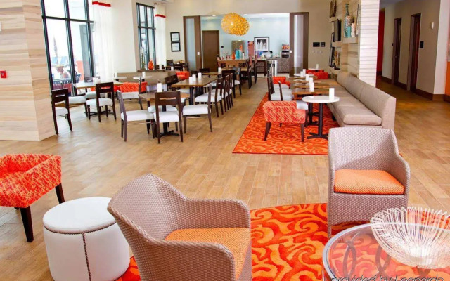 Hampton Inn & Suites Orange Beach/Gulf Front