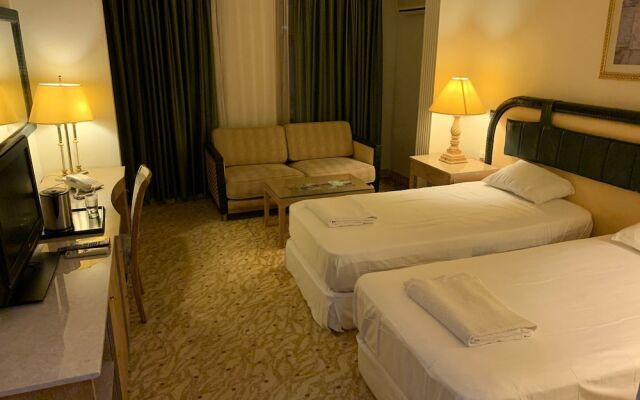 Tas Saray Bardakci Hotel