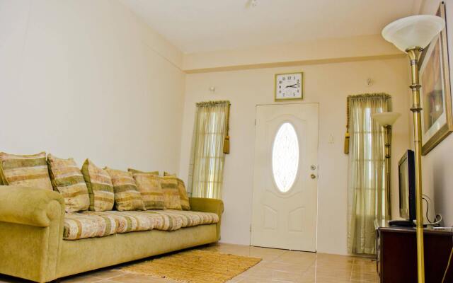 Port of Spain Breezy Guest Apartment