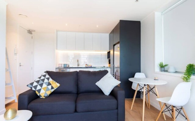 Central One Bedroom Auckland Apartment!