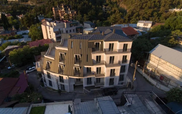 Stylish 2BR apt w huge terrace in Old Tbilisi