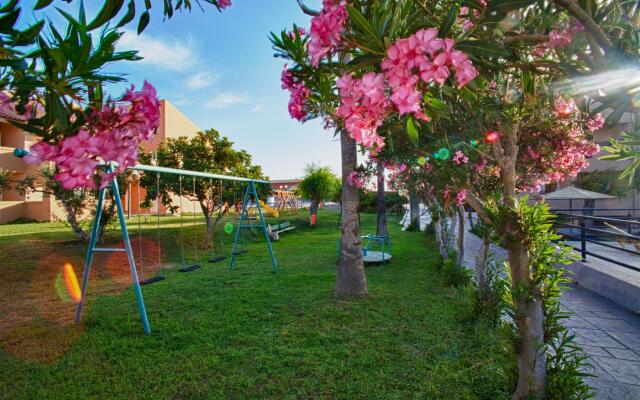 ILIOS APARTHOTEL(Tigaki)