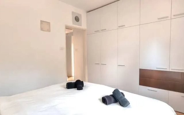 Apt Ophrys 1BR Tel Aviv Kalisher St TL66