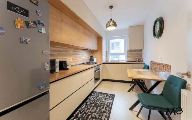 MoHost Sabina - Luxury with Balcony
