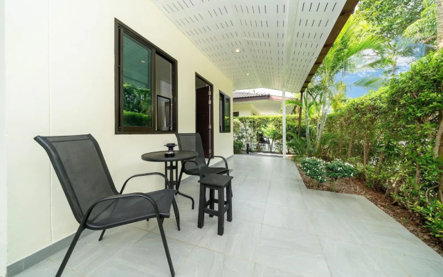 NaiHarn Private Oxavia Garden Bungalows