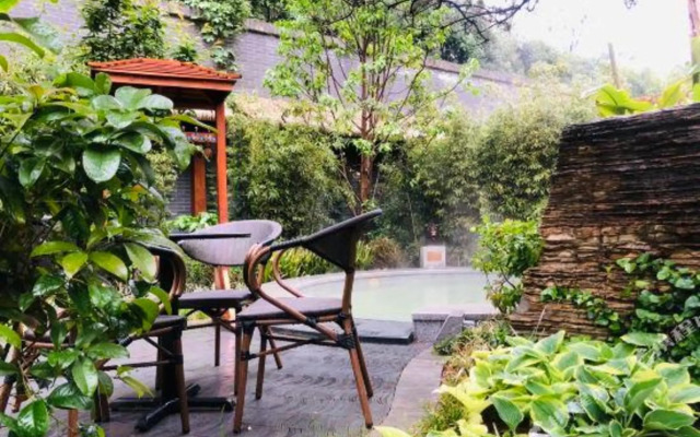 Baye 3000m Hot Spring Hotel