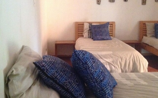 Livingstone Guest Farm - Hostel