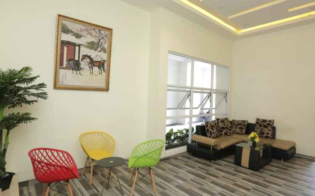 Kar's Inn Tembalang