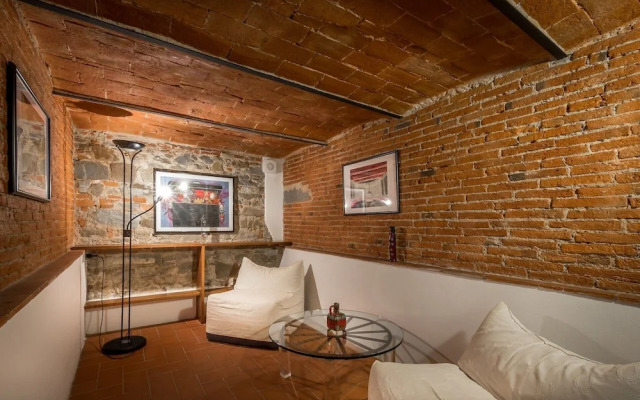 Pignone Apartment by Mmega