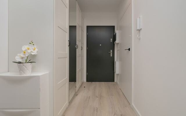 Modern Studio With Balcony by Renters