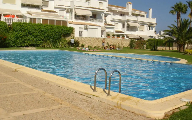 Bungalow junto al casco antiguo, piscina y barbacoa