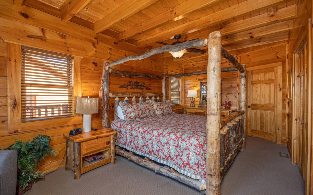 Picture Perfect- Seven Bedroom Cabin