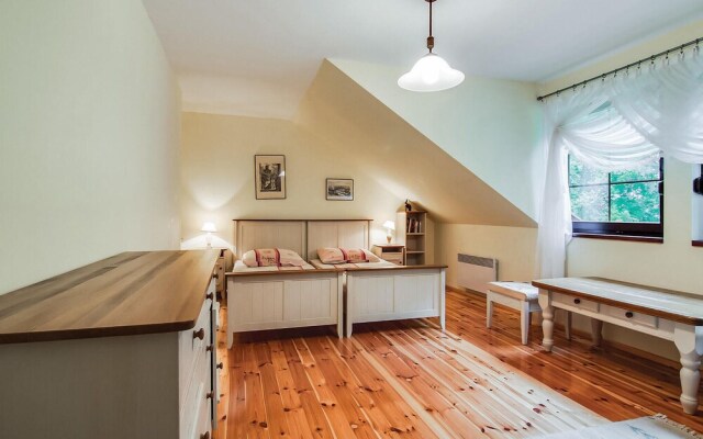 Awesome Home in Pobierowo With 4 Bedrooms