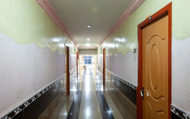 OYO 24963 Hotel Sudha Inn