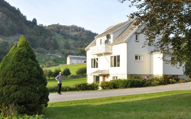 9 Person Holiday Home in Fister