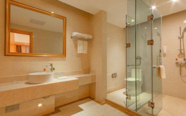 Vienna International Hotel (Huanggang Dongmen Road)