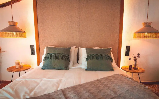 VILASIRA Rooms & Wines - Adults Only