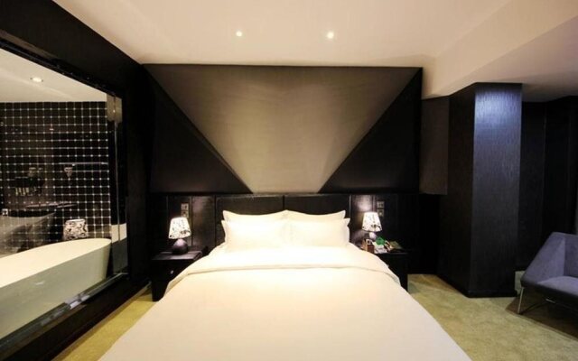 Luoyang Mubin Business Hotel