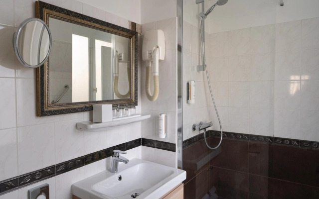 Hotel Delavigne