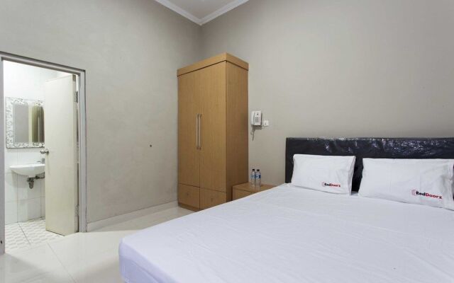 RedDoorz @ Mangga Besar