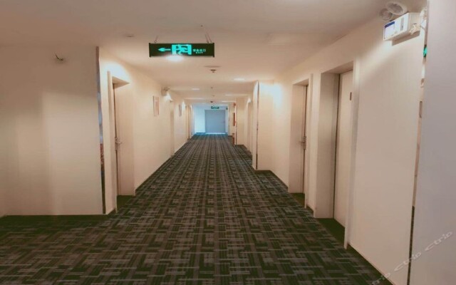 7 Days Inn Zhuhai Jida Duty Free Shop Branch