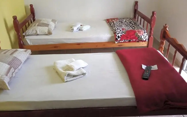 Pousada Ju&Ju ¿00 mts DA PRAIA