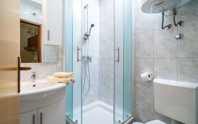 Apartments Zarac