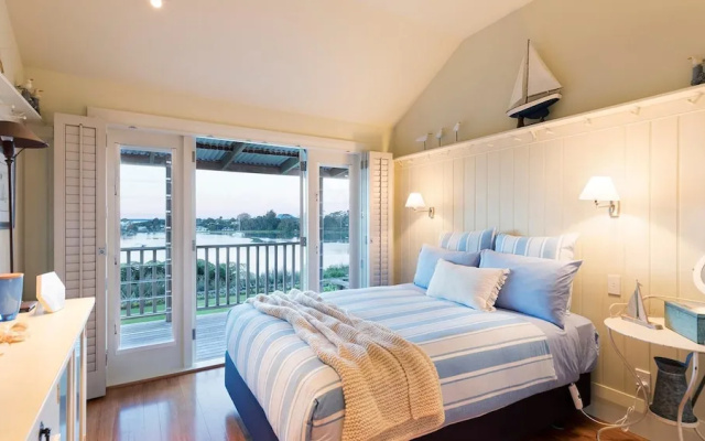 Morning Tide Villa – Guest Rooms – Whakamarama