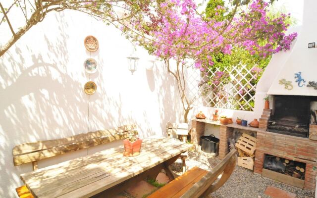 HomeHolidaysRentals Casa Gaudi - Costa Barcelona