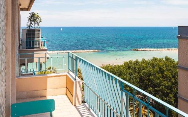 Interno 19 - Vista Mare