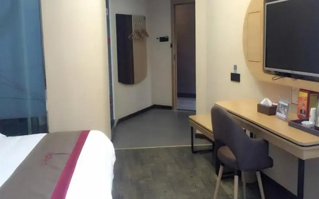 Thank Inn Hotel Sichuan Luzhou Longmatan District