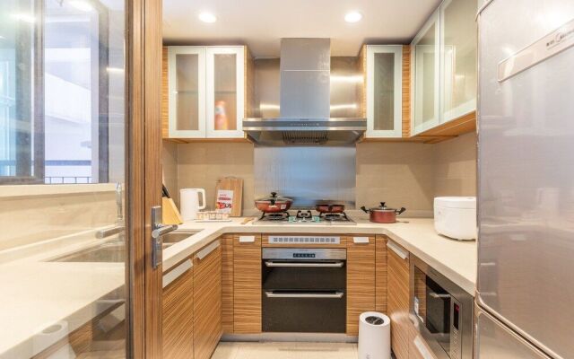 Locals Boutique Apartment Huafa Plaza 28