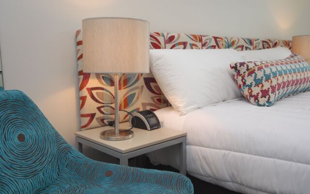 Navigate Seaside Hotel