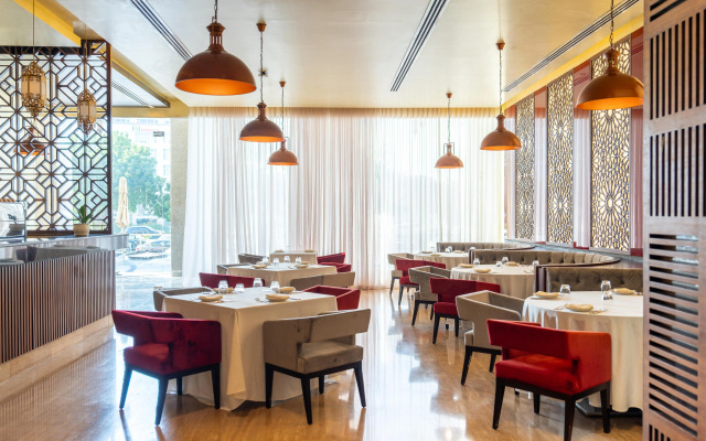 Radisson Hotel Muscat Panorama