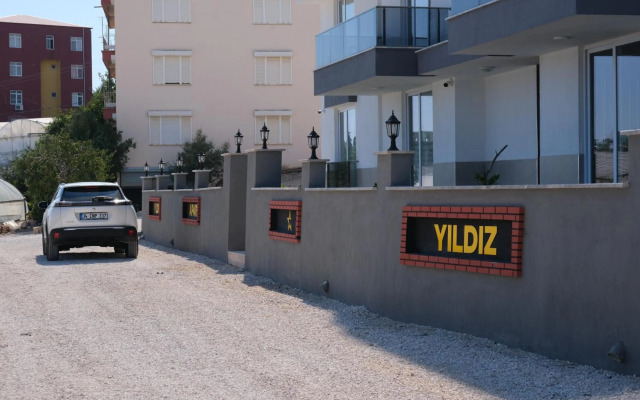 Yildiz Apart