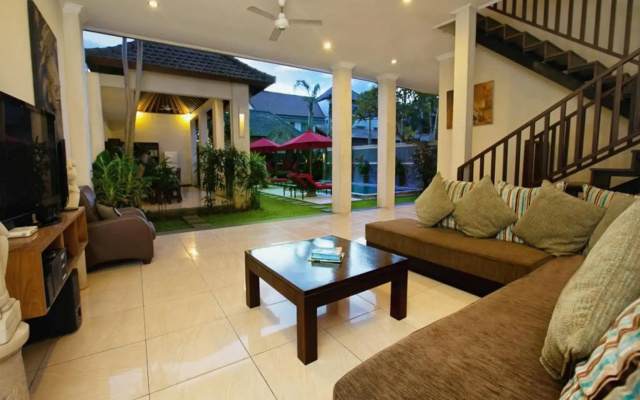 Echo Beach Villa