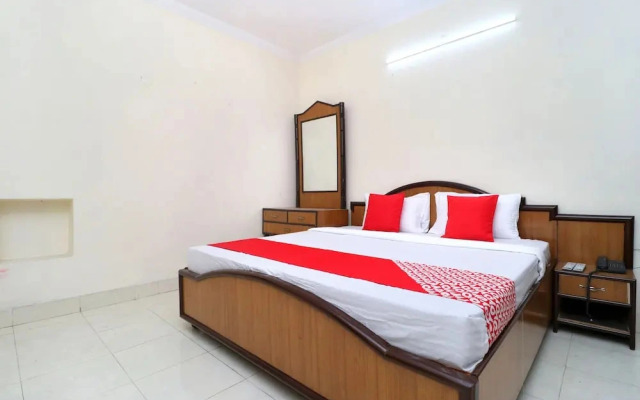 Ab Hotel By OYO Rooms
