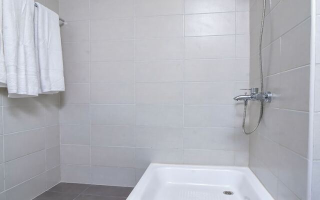 Oyo Home 175 Al Khail Heights