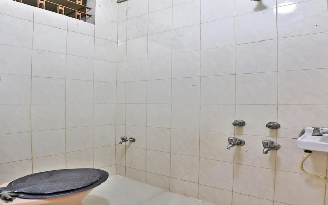 SPOT ON 48390 Hotel Satkar