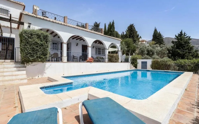 Competa Dream Villa With 7 Bedrooms