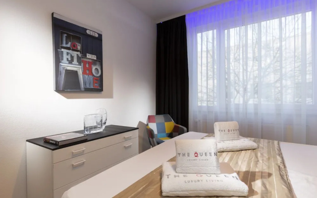 The Queen Luxury Apartmen-Villa Vittoria