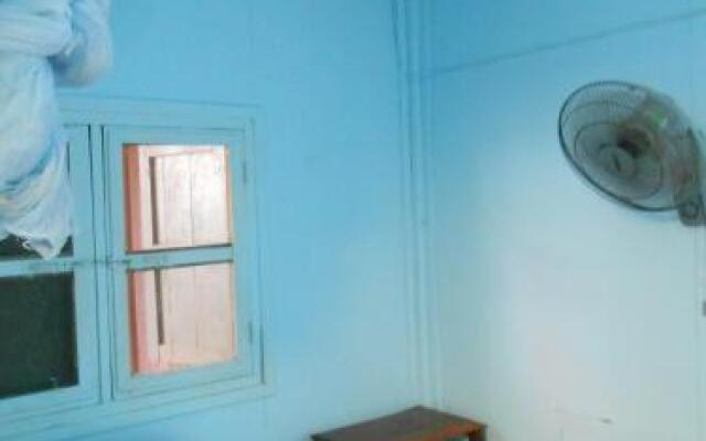 Mr. B Guesthouse