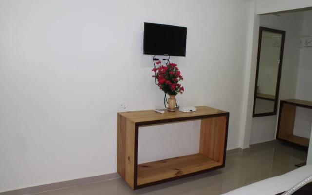 Gulmohar Cottages